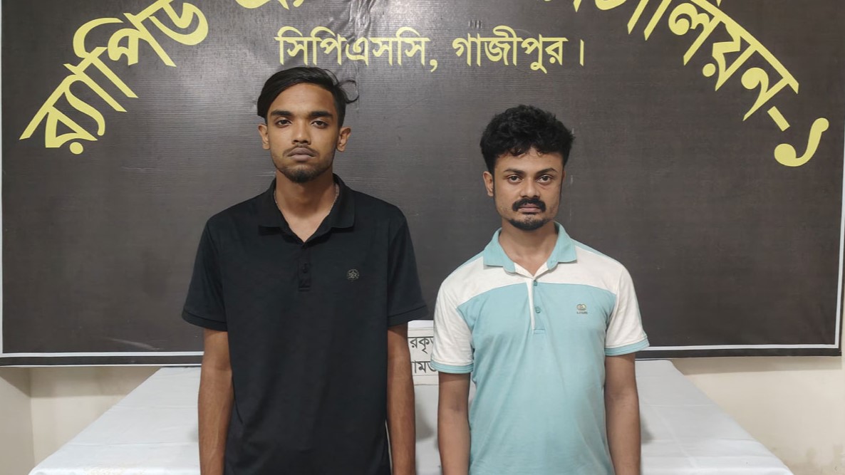 গাজীপুরের কিশোর গ্যাং লিডার ‘পিচ্চি আকাশ’ গ্রেপ্তার